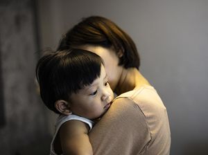 Tugas Ayah Nggak Cuma Cari Nafkah Tugas Ayah Nggak Cuma Cari Nafkah