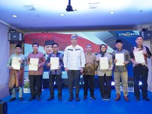 Resmikan Layanan Elektronik di Pekanbaru, AHY Dorong Pelayanan Cepat-Aman Resmikan Layanan Elektronik di Pekanbaru, AHY Dorong Pelayanan Cepat-Aman