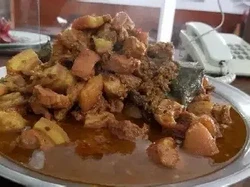 Resep dan Cara Masak Babi Genyol Khas Bali, Yuk Coba!