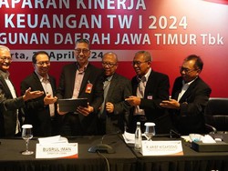 Direksi Bank Jatim Kompak Borong Saham Bentuk Optimis Positif Kinerja 2024