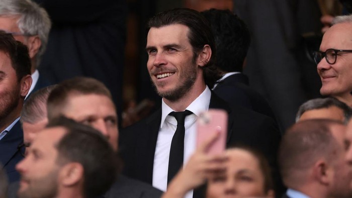 DUBLIN, IRELAND - MAY 22: Former Wales, Tottenham Hostpur, Southampton and Real Madrid forward Gareth Bale in the tribune prior to kick off in during the UEFA Europa League 2023/24 final match between Atalanta BC and Bayer 04 Leverkusen at Dublin Arena on May 22, 2024 in Dublin, Ireland. (Photo by Jonathan Moscrop/Getty Images)
