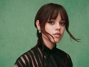 Jenna Ortega Pernah Jadi Cameo di Marvel, Muncul 2 Detik! Jenna Ortega Pernah Jadi Cameo di Marvel, Muncul 2 Detik!