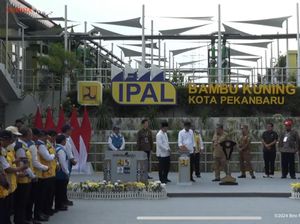 Jokowi Resmikan Pengelolaan Air Limbah di Pekanbaru yang Telan Biaya Rp 902 M Jokowi Resmikan Pengelolaan Air Limbah di Pekanbaru yang Telan Biaya Rp 902 M