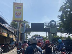 Upaya Pengelola Terminal Purabaya Tangani Bus Ngetem yang Bikin Macet Upaya Pengelola Terminal Purabaya Tangani Bus Ngetem yang Bikin Macet