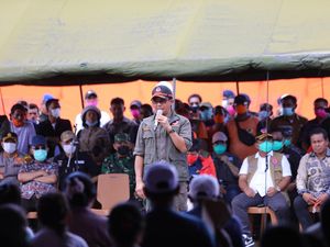 2 Pekan Gunung Ibu Halmahera Barat Status Awas, 1.962 Warga Mengungsi 2 Pekan Gunung Ibu Halmahera Barat Status Awas, 1.962 Warga Mengungsi
