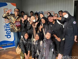 Pena Merah UPN Kulik Dapur Redaksi detikJatim