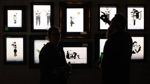 Melihat Pameran Karya Banksy di Toronto