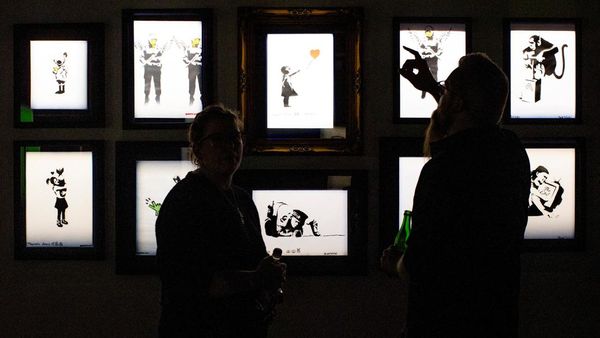 Melihat Pameran Karya Banksy di Toronto