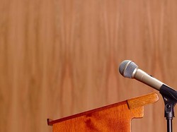 5 Contoh Teks Pidato Bahasa Sunda Singkat Berbagai Tema