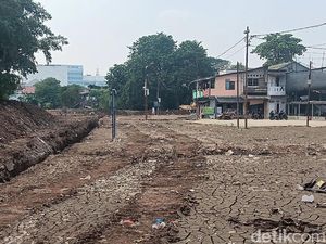 Penampakan Ratanya Rumah-rumah di Proyek Normalisasi Ciliwung