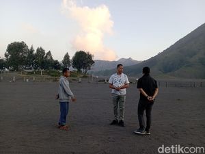 Polisi Turun Tangan Selidiki Kasus 3 Turis Asing Pamer Pantat di Bromo Polisi Turun Tangan Selidiki Kasus 3 Turis Asing Pamer Pantat di Bromo