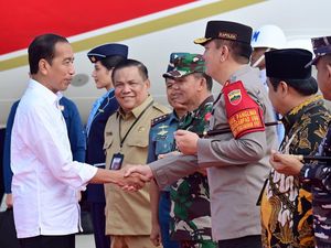 Presiden Jokowi Kucurkan Dana Rp 369 M Perbaiki 10 Ruas Jalan di Riau