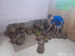 Beli Elpiji 3 Kg Pakai KTP Bikin Ribet Pemilik Pangkalan di Selayar