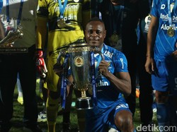 Victor Igbonefo Raih Gelar Juara Liga Indonesia hingga 5 Kali