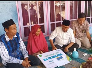 Cara Bupati Fauzi Bantu Keluarga Pekerja Rentan di Sumenep