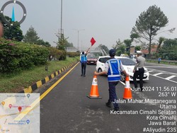 Konvoi Mapag Persib, Lalin Exit Tol Pasteur Dialihkan ke GT Baros