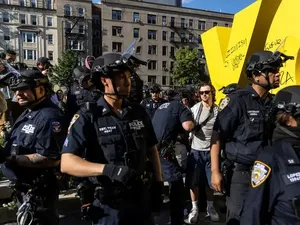 Demonstran Pro-Palestina Serbu Museum Brooklyn New York