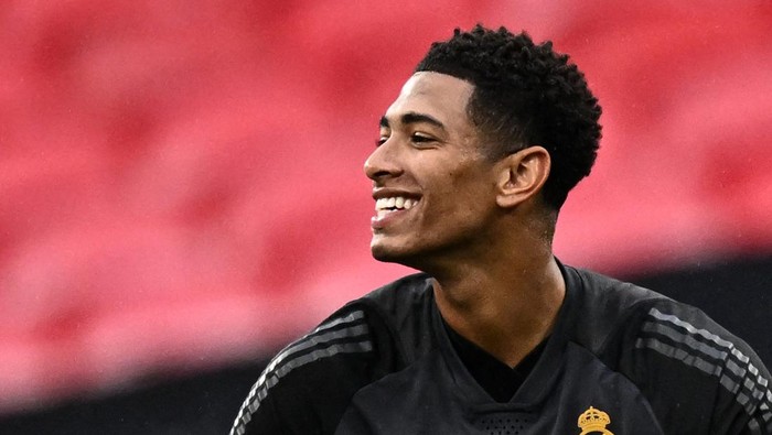 Jude Bellingham Soccer Football - Champions League - Final - Real Madrid Training - Wembley Stadium, London, Britain - May 31, 2024 Real Madrid's Jude Bellingham during training REUTERS/Dylan Martinez