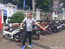 Detik-detik Nenek Terlindas Mobil di BKB Lalu Diminta ke RS Naik Becak