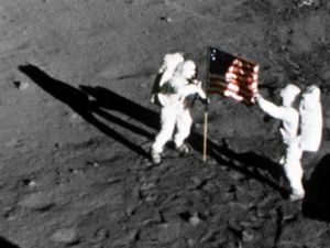 Mengapa Banyak Negara Berambisi Kirim Orang ke Bulan?