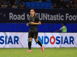 Madura United Vs Persib: Cerita di Balik Tendangan Penalti Slamet Nurcahyo