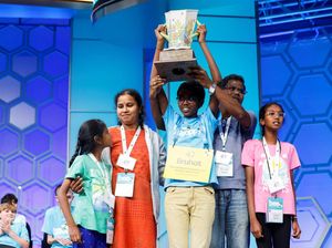 Kebolehan Anak 12 Tahun yang Menang Lomba Spelling Bee Nasional di AS Kebolehan Anak 12 Tahun yang Menang Lomba Spelling Bee Nasional di AS