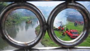 Aksi Bersih-bersih Sungai di Kudus Demi Melindungi Ekosistem