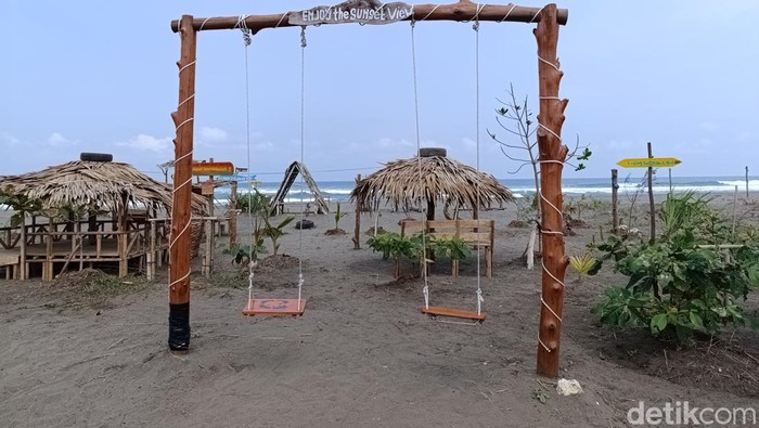 Anak Pantai, spot gres menikmati sunset di Pangandaran Anak Pantai, spot gres menikmati sunset di Pangandaran