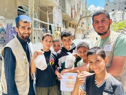 Bantu Rakyat Palestina Jadi Kunci Sukses Bisnis Brand Lokal dBesto