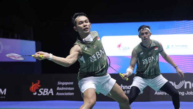 Fajar Alfian/Muhammad Rian Ardianto saat beraksi di Singapore Open 2024. (Arsip PBSI)