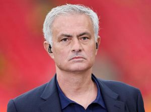 Dikabarkan Latih Fenerbahce, Mourinho: Belum Resmi