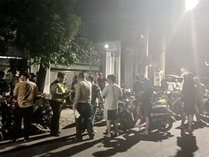 Polisi Sita 67 Motor Knalpot Brong Terindikasi Balap Liar di Surabaya Polisi Sita 67 Motor Knalpot Brong Terindikasi Balap Liar di Surabaya