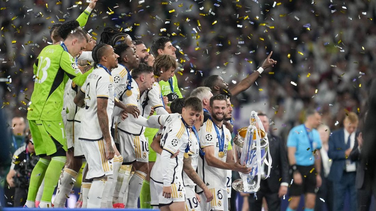 Karim Benzema menyebut saat ini tidak ada tim yang lebih baik daripada Real Madrid (Foto: AP Photo)