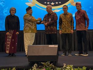 Layanan Unggul Bank Sumsel Babel Diganjar Penghargaan