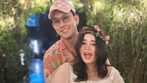 7 Foto Baby Shower Olivia Allan Istri Denny Sumargo, Baby Bumpnya Bikin Gemas