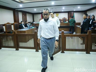 Ekspresi Pegawai Pajak Yulmanizar dan Febrian Divonis 4 Tahun Bui