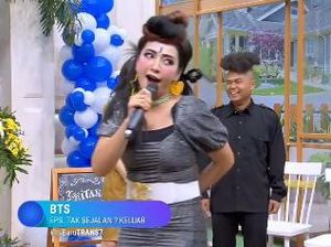 7 Potret Hesti Purwadinata Cosplay Jadi Dewi Perssik, Totalitas Bikin Ngakak