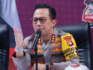 Polisi Selidiki Penyebab Kematian Wanita Membusuk di Jaktim Polisi Selidiki Penyebab Kematian Wanita Membusuk di Jaktim