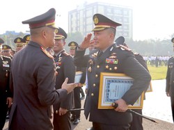 Ungkap Peredaran Sabu 7 Kg, Kapolresta Banyuwangi Diganjar Penghargaan