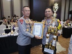 Polresta Sidoarjo Raih Tiga Penghargaan dari Kapolda Jatim
