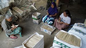 Wow! Produksi Tusuk Sate di Lumajang Ini Hasilkan Omzet Rp 20 Juta/Bulan