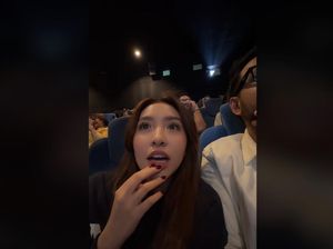 Niat Nonton Bioskop, Influencer Cantik Ini Malah Shock Liat Iklan Lazada Niat Nonton Bioskop, Influencer Cantik Ini Malah Shock Liat Iklan Lazada