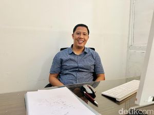 Bawaslu Bone Periksa 4 Komisioner KPU-13 PPK soal Penggelembungan Suara Caleg Bawaslu Bone Periksa 4 Komisioner KPU-13 PPK soal Penggelembungan Suara Caleg