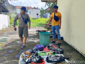 Polisi Gerebek Rumah di Pasuruan, Bondet dan Ratusan Petasan Diamankan Polisi Gerebek Rumah di Pasuruan, Bondet dan Ratusan Petasan Diamankan