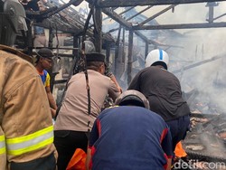 3 Rumah Ludes Terbakar di Bandar Batang, 1 Penghuni Tewas