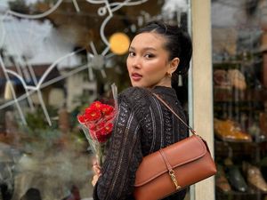 5 Potret Shakira Jasmine yang Ditinggal Ayah Saat Sedang Rintis Karier