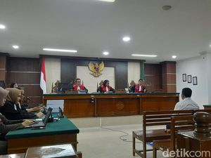 Alasan Hakim Vonis Bebas Eks Pimca Bulog Parepare di Kasus Korupsi Beras Alasan Hakim Vonis Bebas Eks Pimca Bulog Parepare di Kasus Korupsi Beras