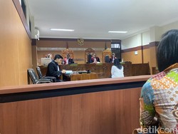 Uti Pembunuh Debt Collector di Sukabumi Dituntut 15 Tahun Bui