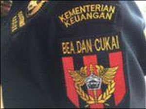 Penerimaan Bea Cukai Tembus Rp 134,2 Triliun Penerimaan Bea Cukai Tembus Rp 134,2 Triliun