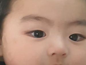 Viral Bayi Ganteng Mirip V BTS, Ibunya Diteror Penjelasan Oleh Fans Viral Bayi Ganteng Mirip V BTS, Ibunya Diteror Penjelasan Oleh Fans
